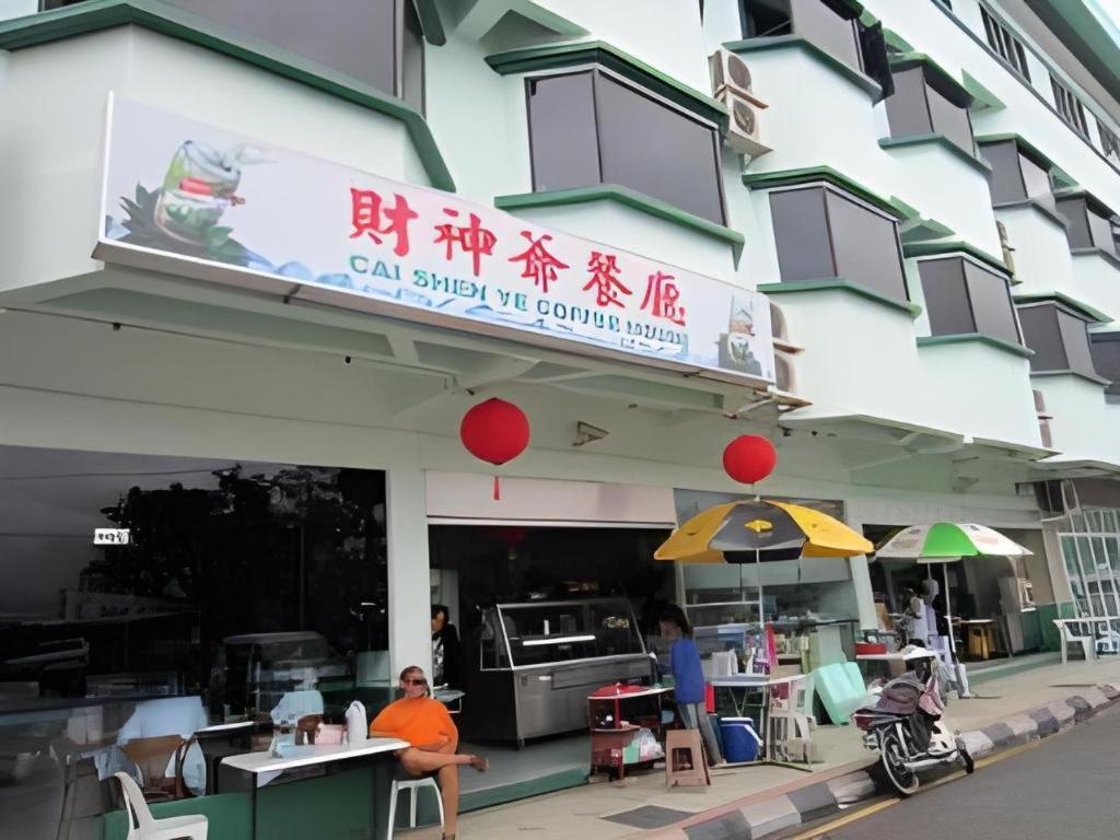 Hotel Hung Hung Kuching Exterior foto
