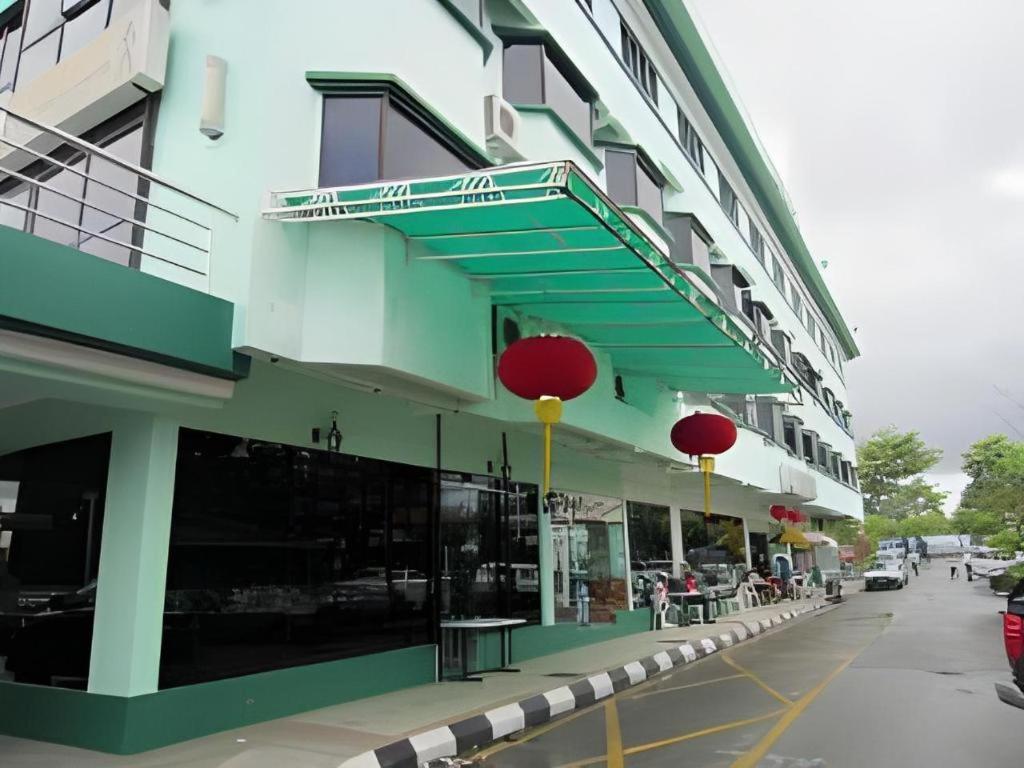 Hotel Hung Hung Kuching Exterior foto